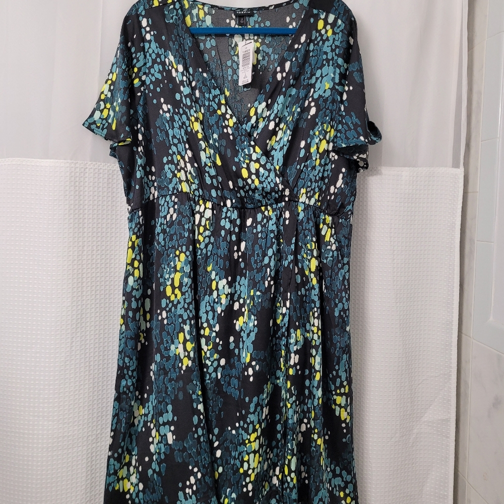 Torrid Midi Bubble Charm Flutter Sleeve Faux Wrap… - image 8